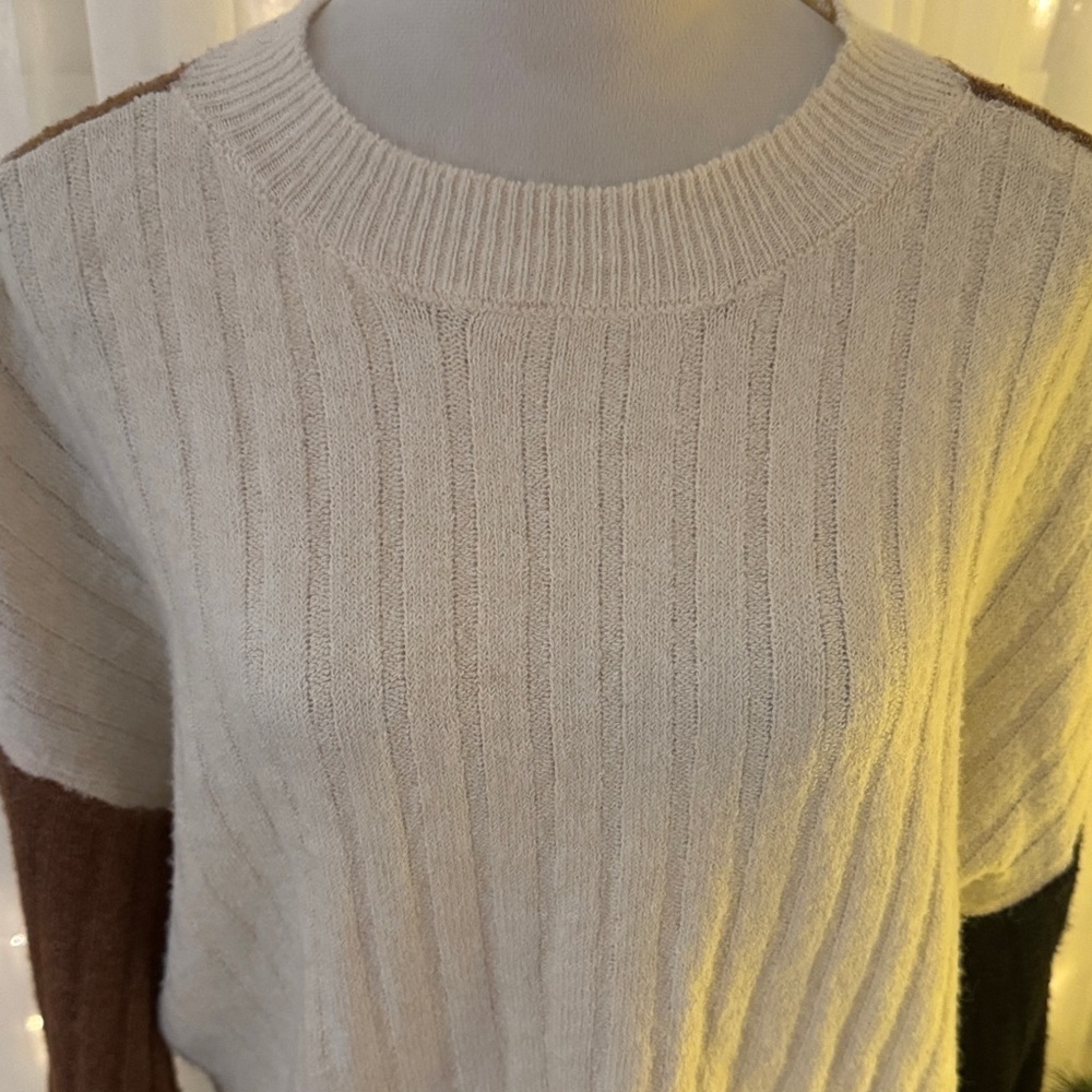 Chic Colorblock Crew Neck Sweater - Picture 3 of 7